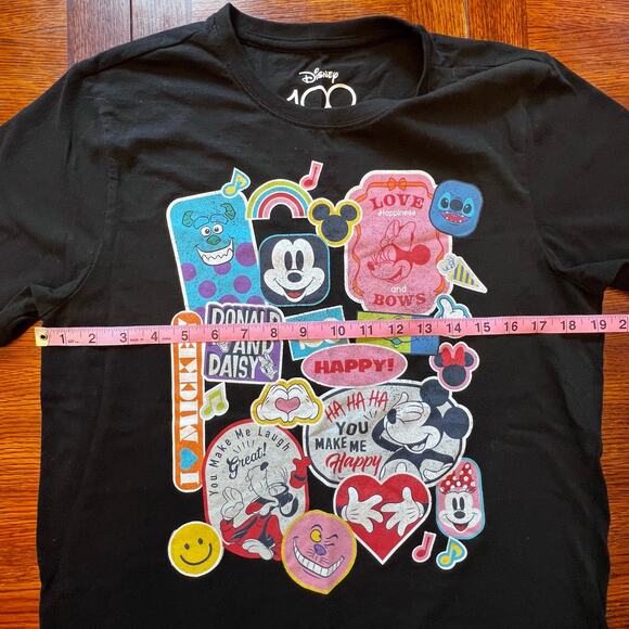 Disney 100 Years Black Retro Icons Short Sleeve T-Shirt Size Medium Mickey - Picture 5 of 7